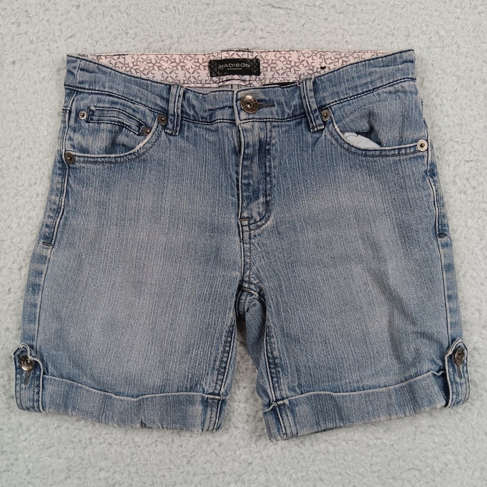 Madison Shorts Denim Women 4 Blue Cuffed Stretch Embroidered Pocket M20M627
